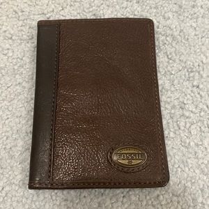 Fossil passport holder